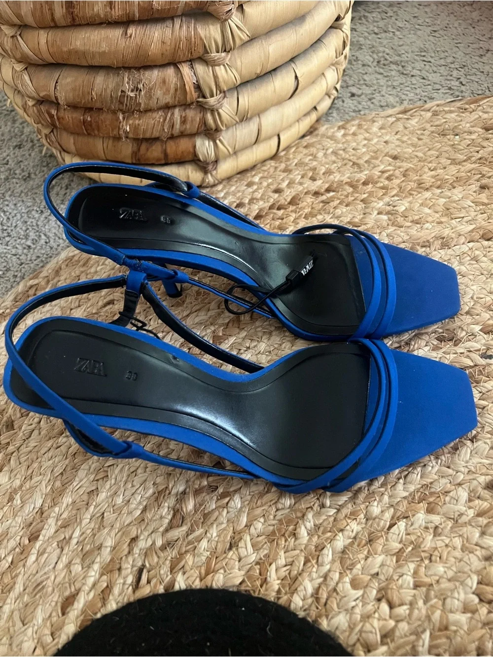 Women’s Zara Cobalt Blue Strappy Square-Toe Slingback Heels NWT size 38 or 7.5